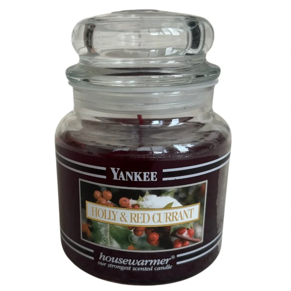 Yankee Candle Jar Holly & Red Currant Rare Vintage Black Band Deep Red 14.5 Oz